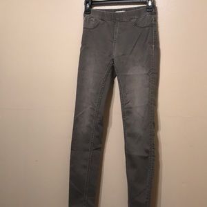 Grey jeggings